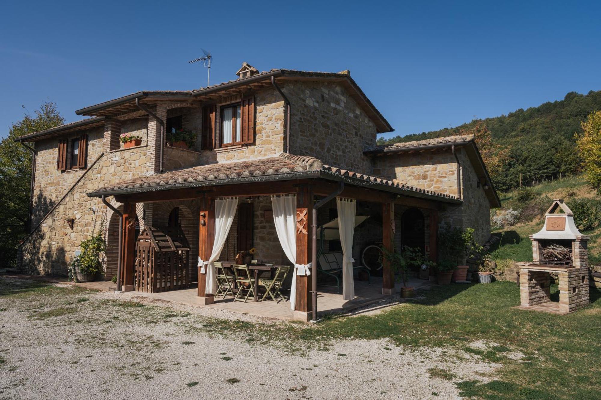 Agriturismo Casa Del Nonno Valfabbrica Exterior foto