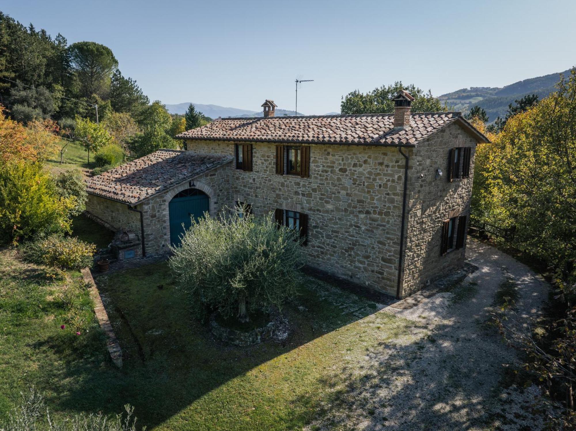 Agriturismo Casa Del Nonno Valfabbrica Exterior foto