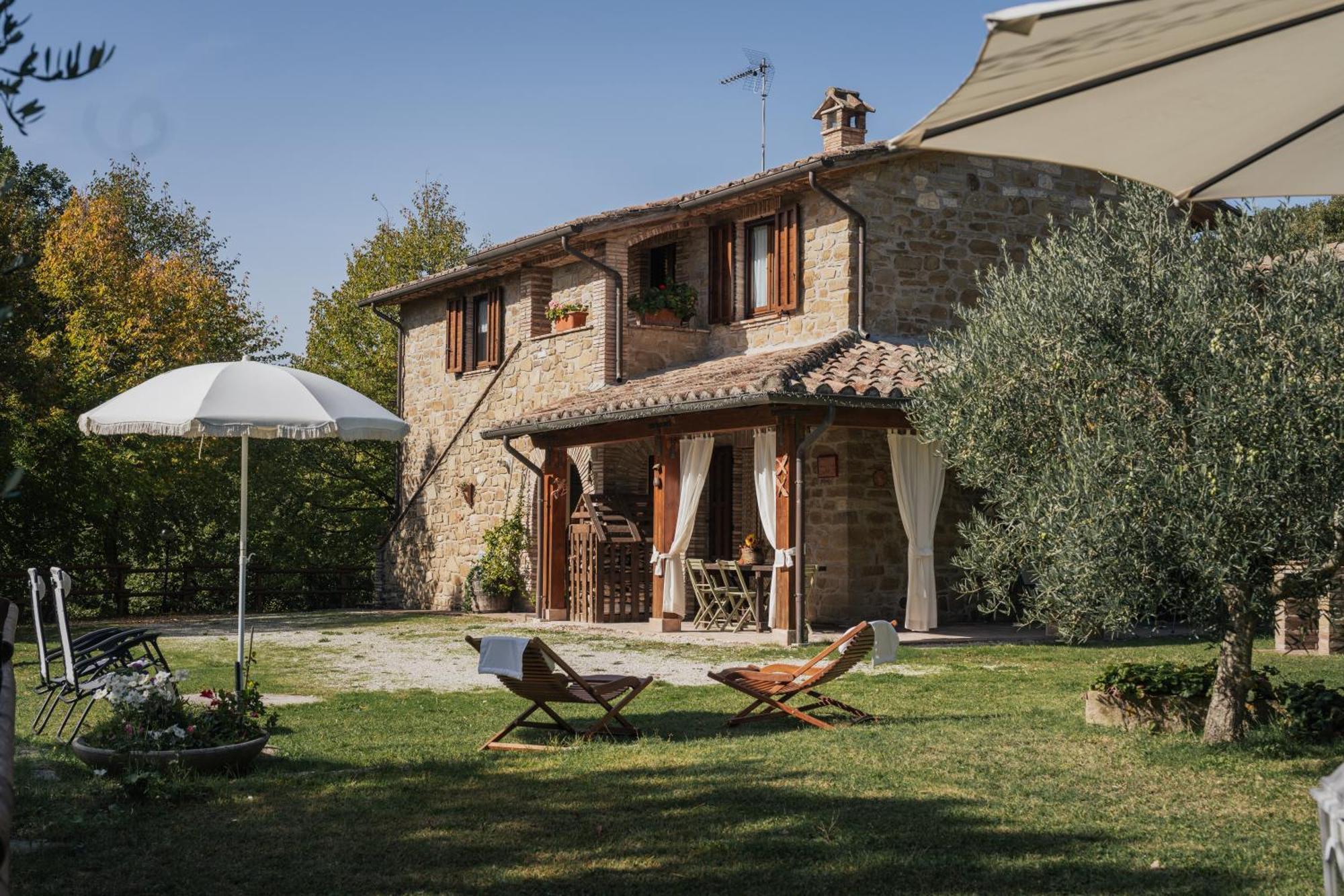 Agriturismo Casa Del Nonno Valfabbrica Exterior foto